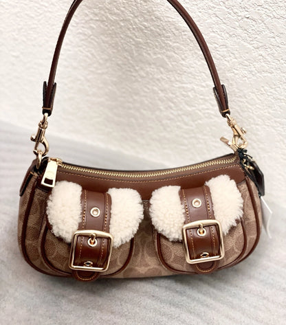 Coach Ashton Baguette