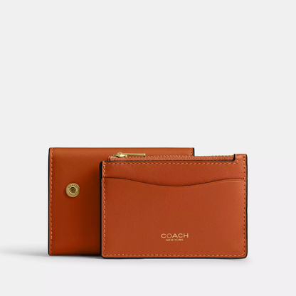 Coach Essential Card Holder Wallet