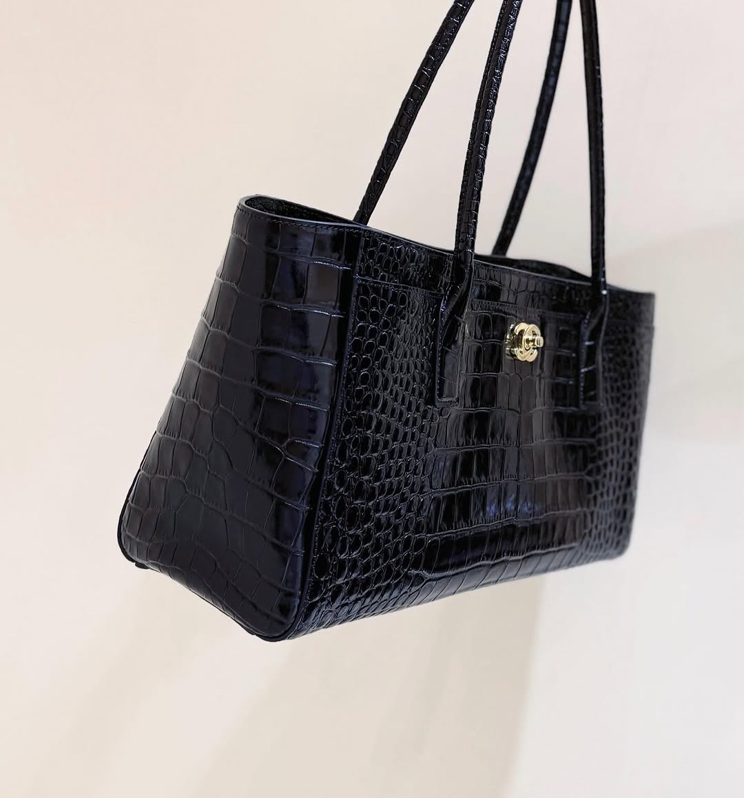 CHANEL Crocodile Croc Illusion Black Tote Shopping Bag